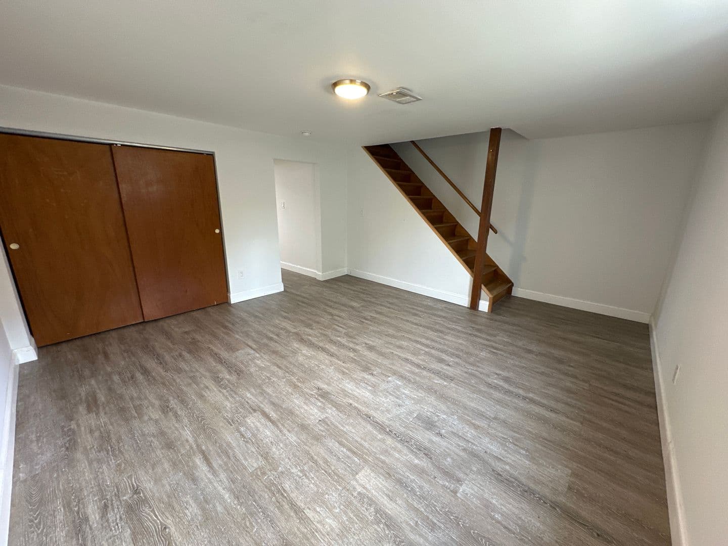Columbus Apartment: 1451-1461 Worthington St