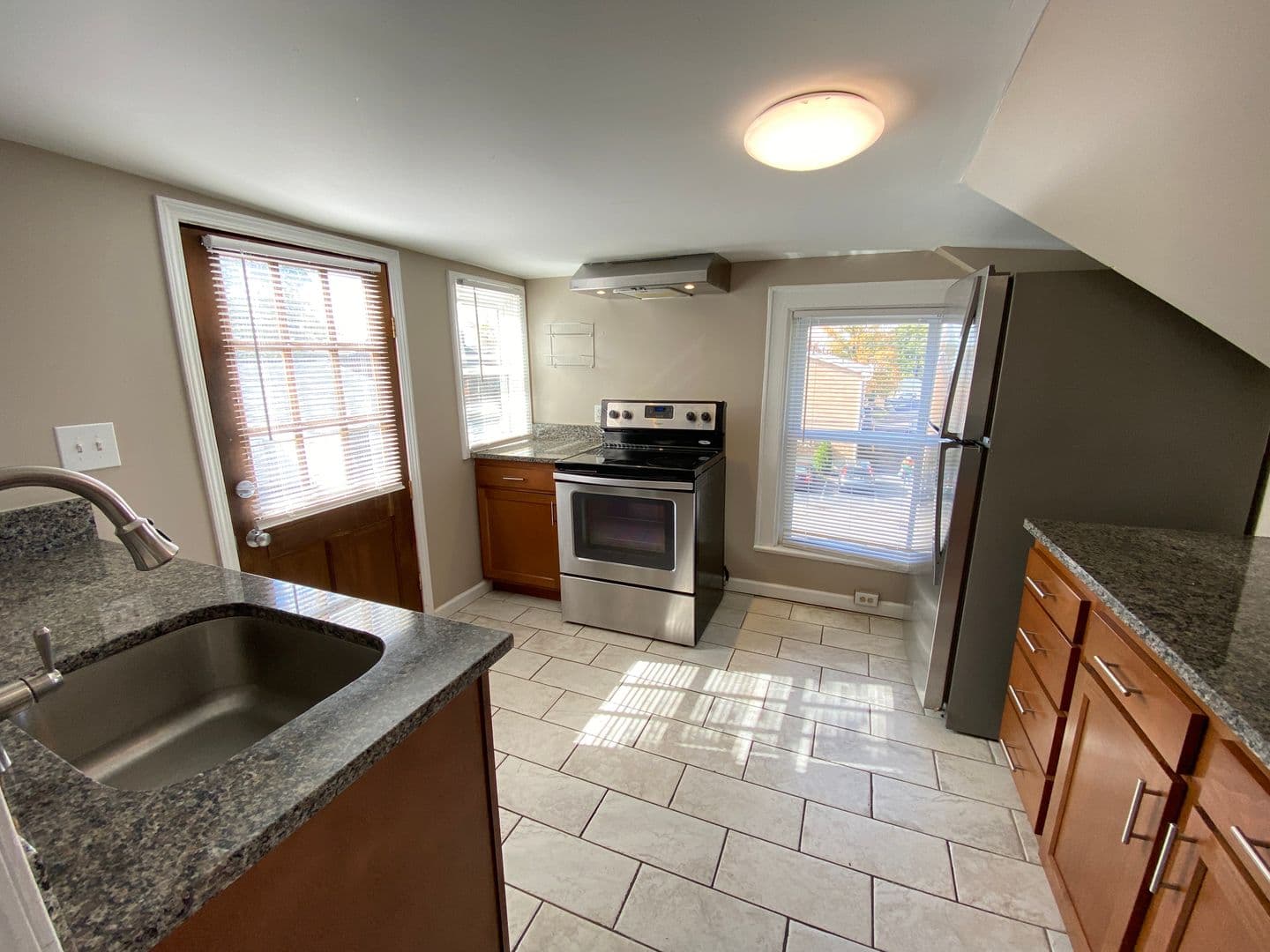Columbus Apartment: 1441 Highland St