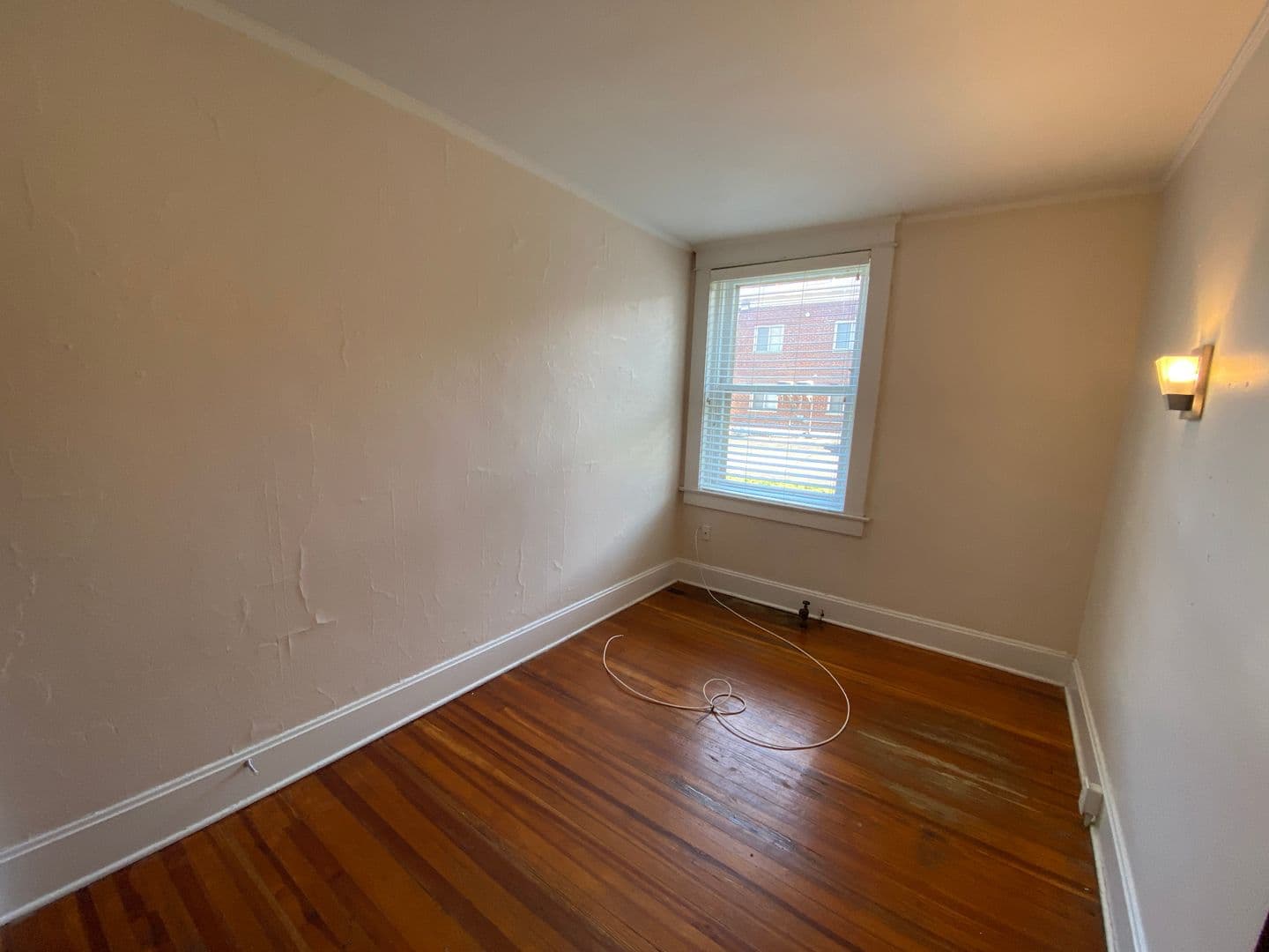 Columbus Apartment: 4-16 E Norwich Ave