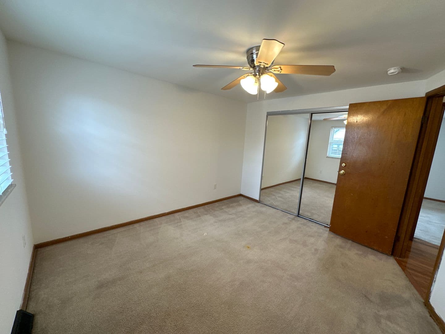 Columbus Apartment: 1444-1466 Worthington St