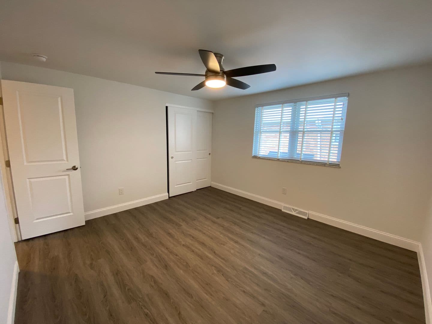 Columbus Apartment: 1444-1466 Worthington St