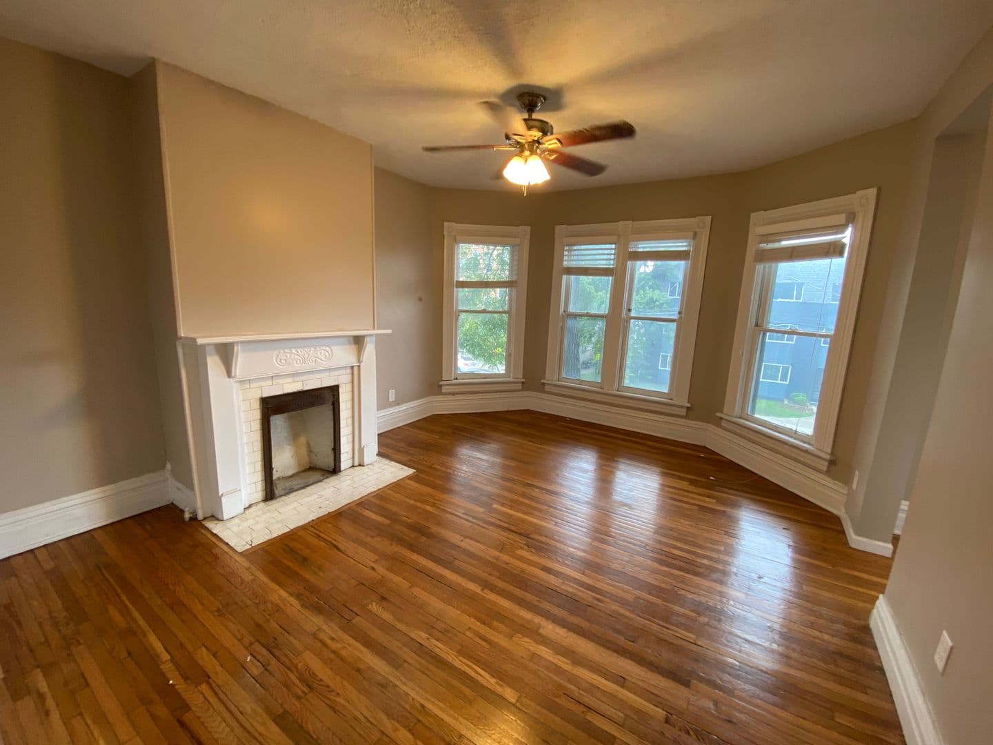 Columbus Apartment: 260 King Ave