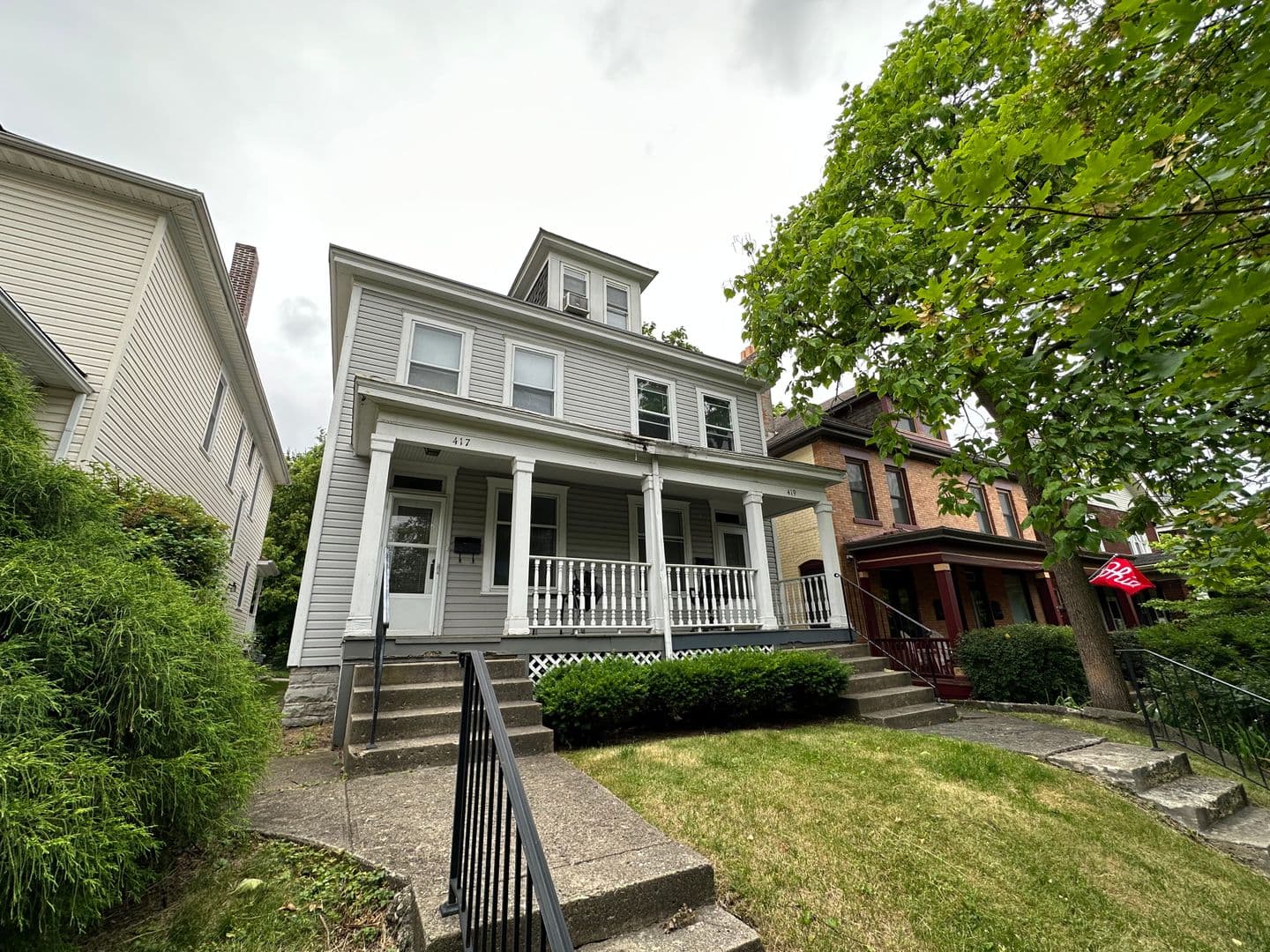 Columbus Apartment: 417 W 8th