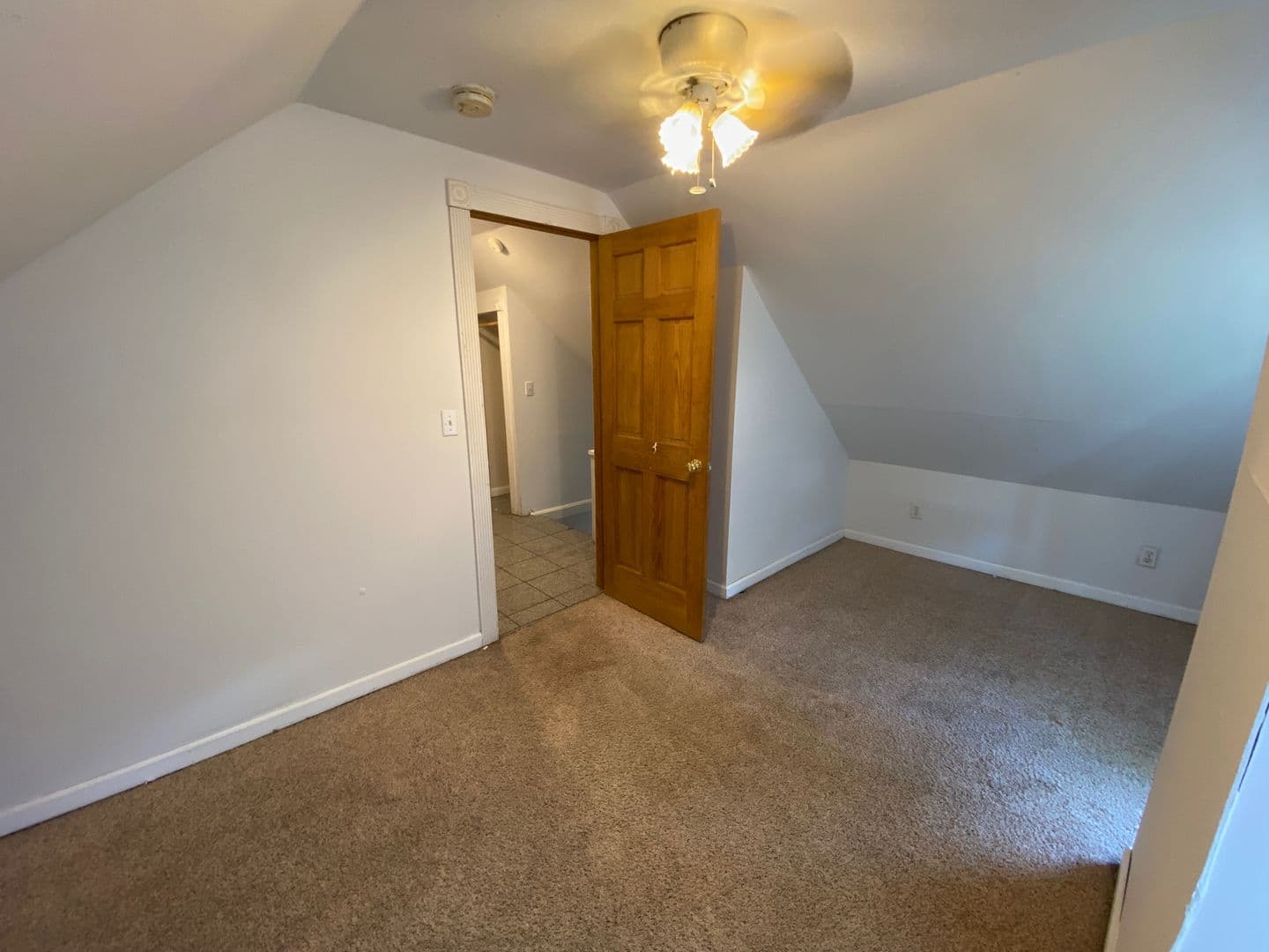 Columbus Apartment: 329 E 20th Ave