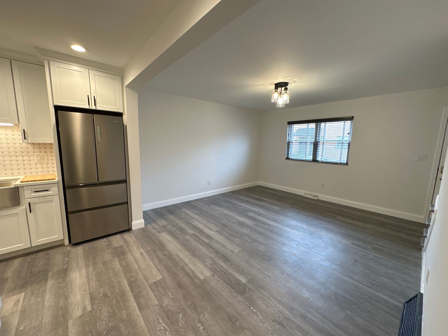 Columbus Apartment: 1451-1461 Worthington St