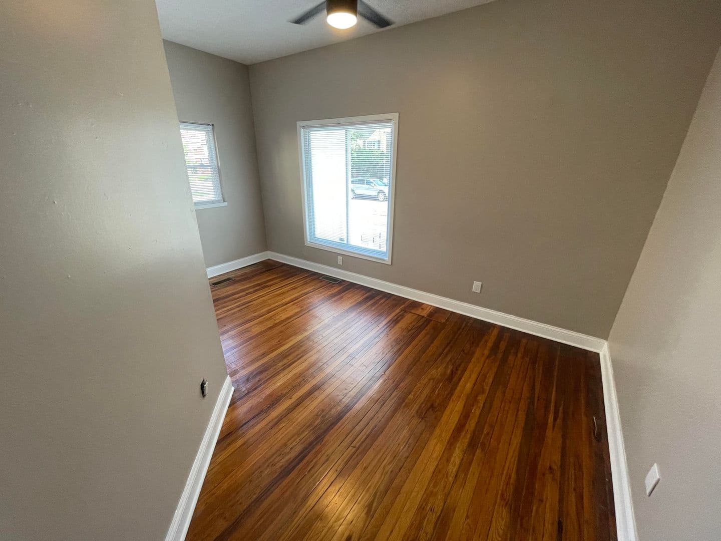 Columbus Apartment: 41 E 17th Ave