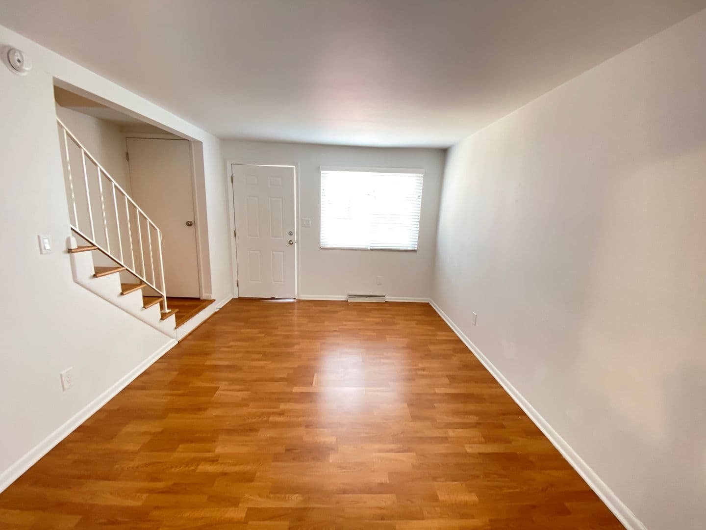 Columbus Apartment: 39 W 10th Ave