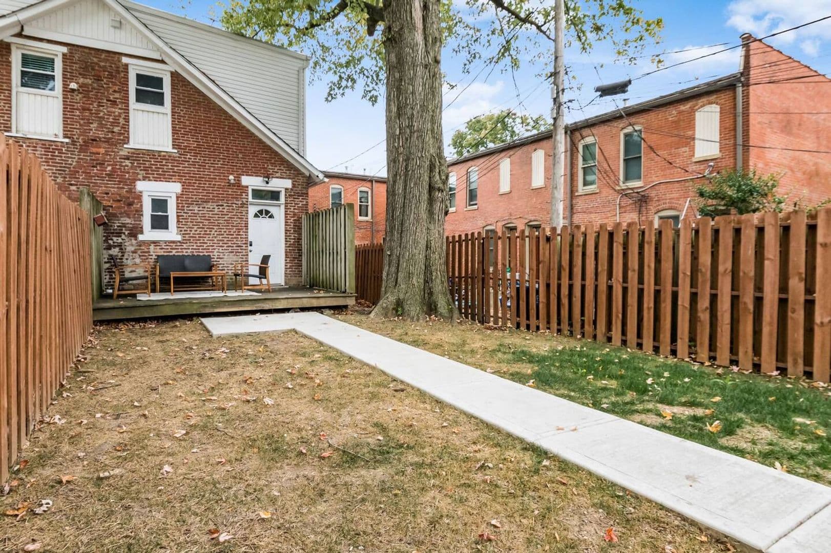 Columbus Apartment: 60 Clark Pl