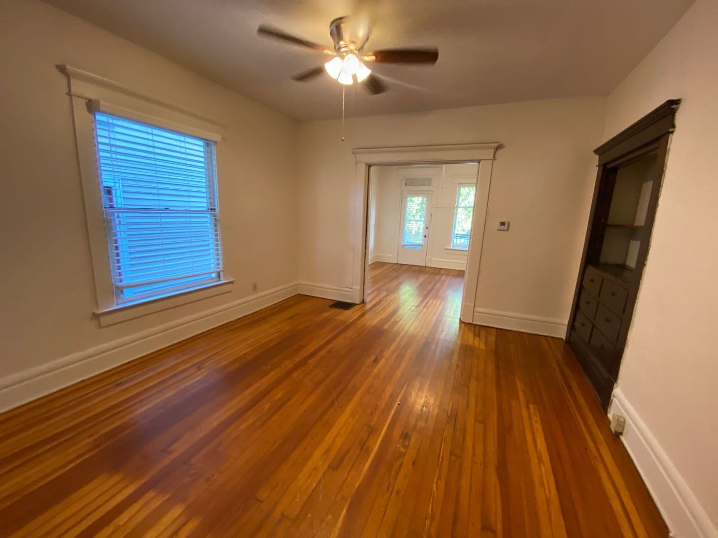 Columbus Apartment: 49 W Blake Ave