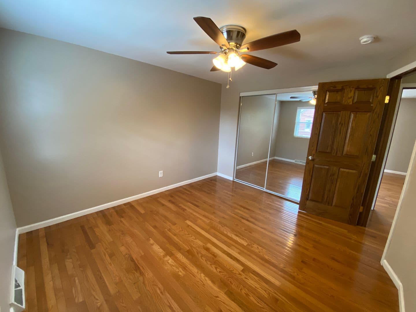 Columbus Apartment: 1444-1466 Worthington St