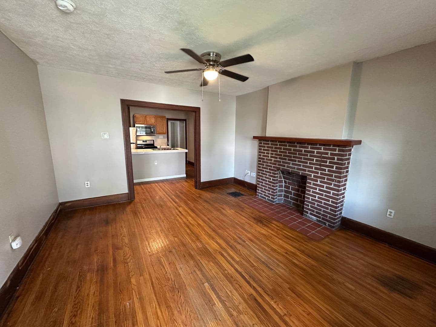 Columbus Apartment: 93 E Duncan St
