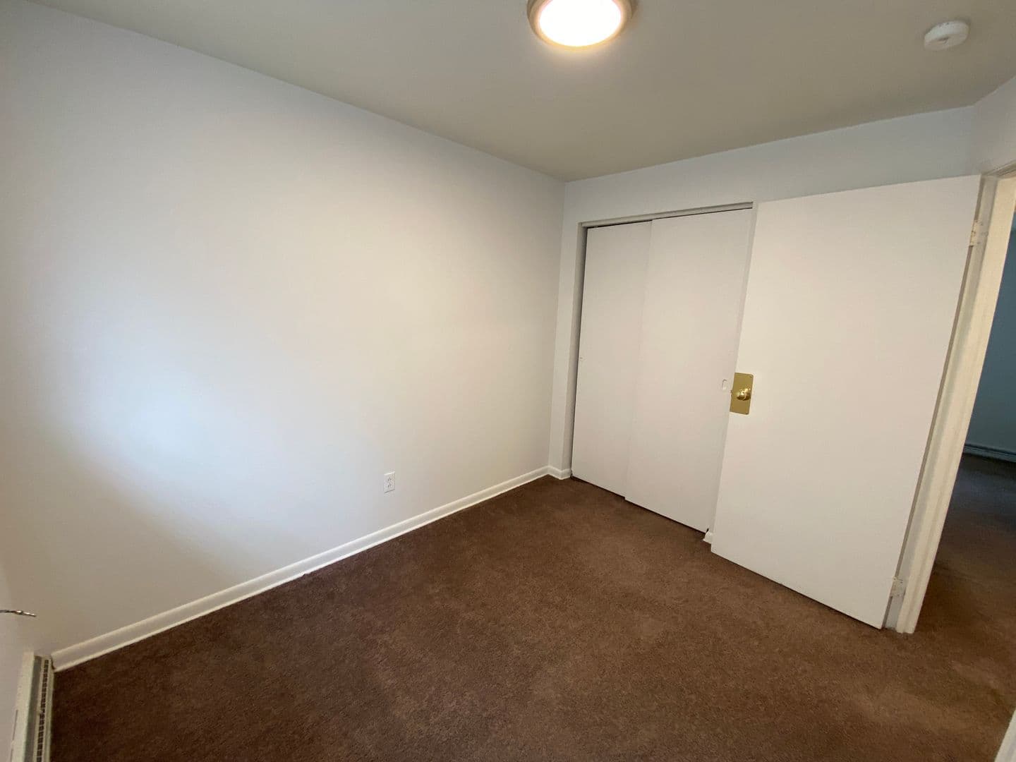 Columbus Apartment: 39 W 10th Ave