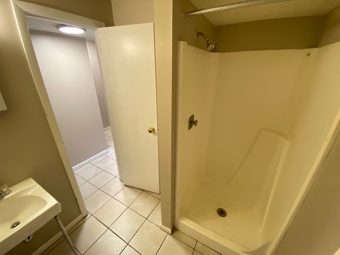 Columbus Apartment: 107-121 E 14th Ave