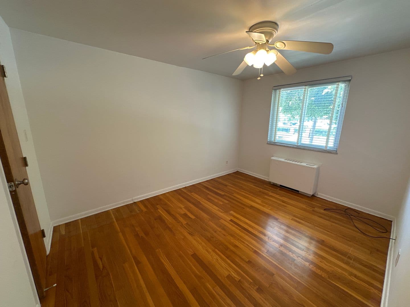 Columbus Apartment: 85 W 3rd Ave