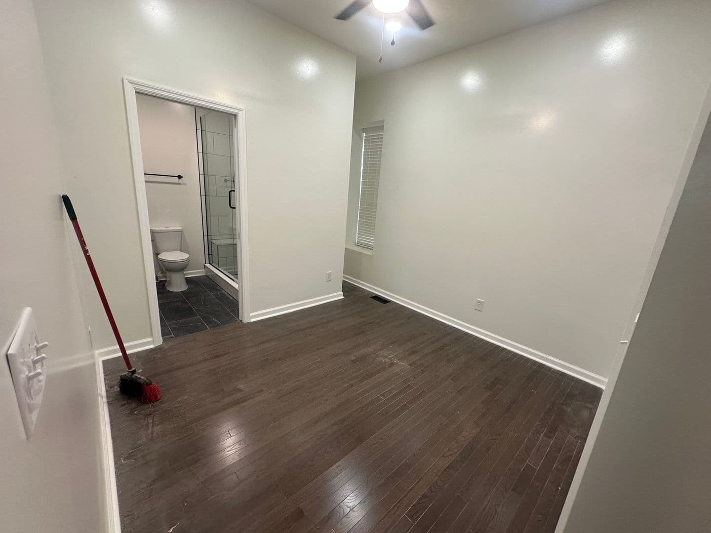 Columbus Apartment: 68 W 9th Ave