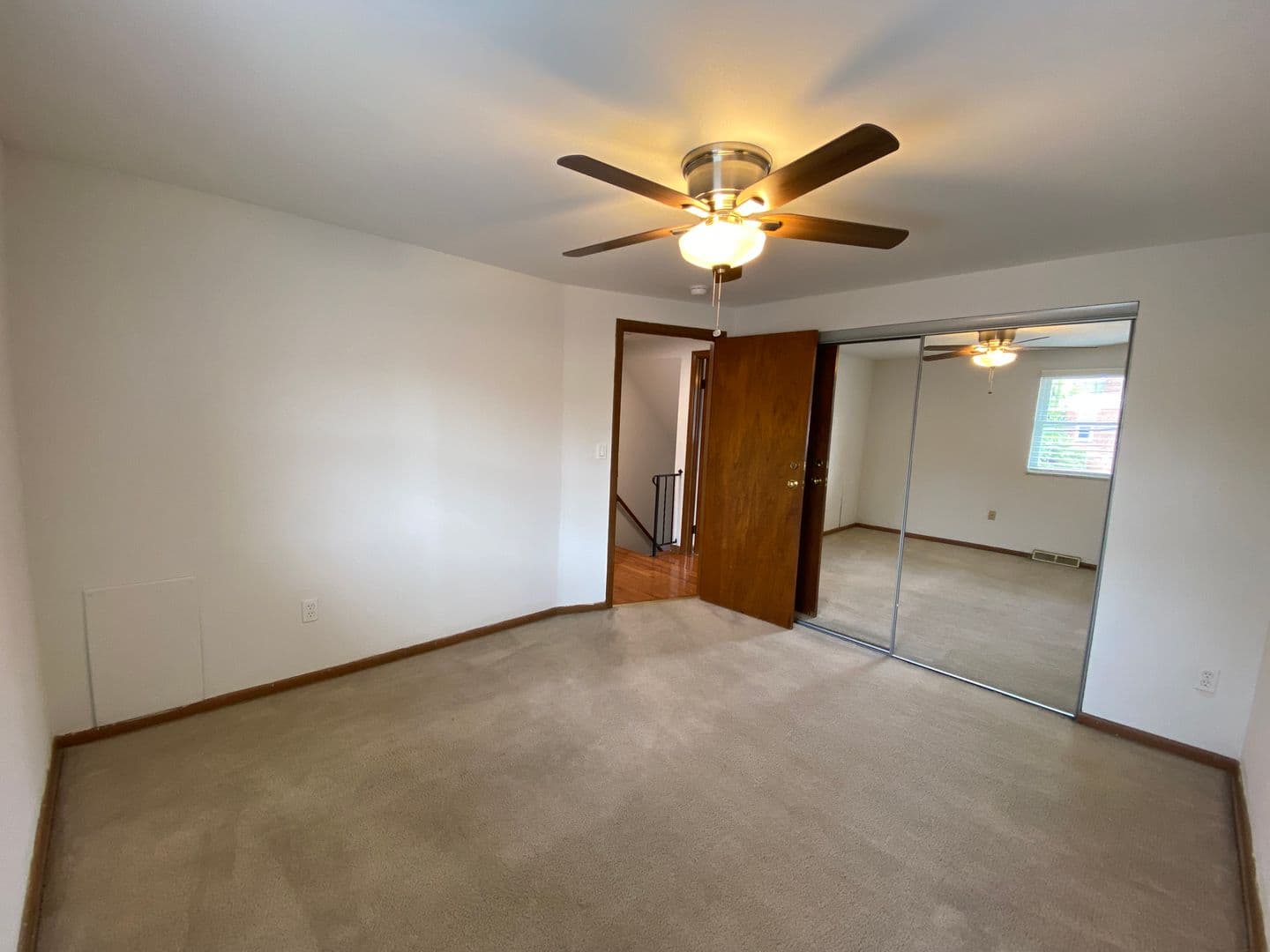 Columbus Apartment: 1444-1466 Worthington St