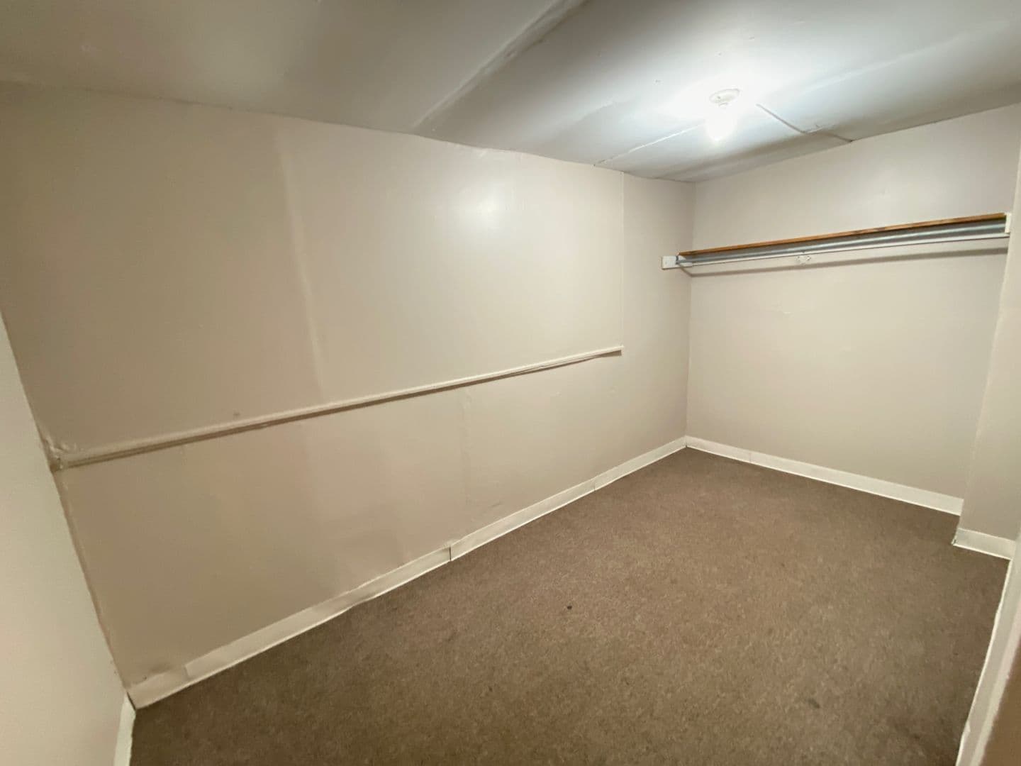 Columbus Apartment: 323 E 18th Ave
