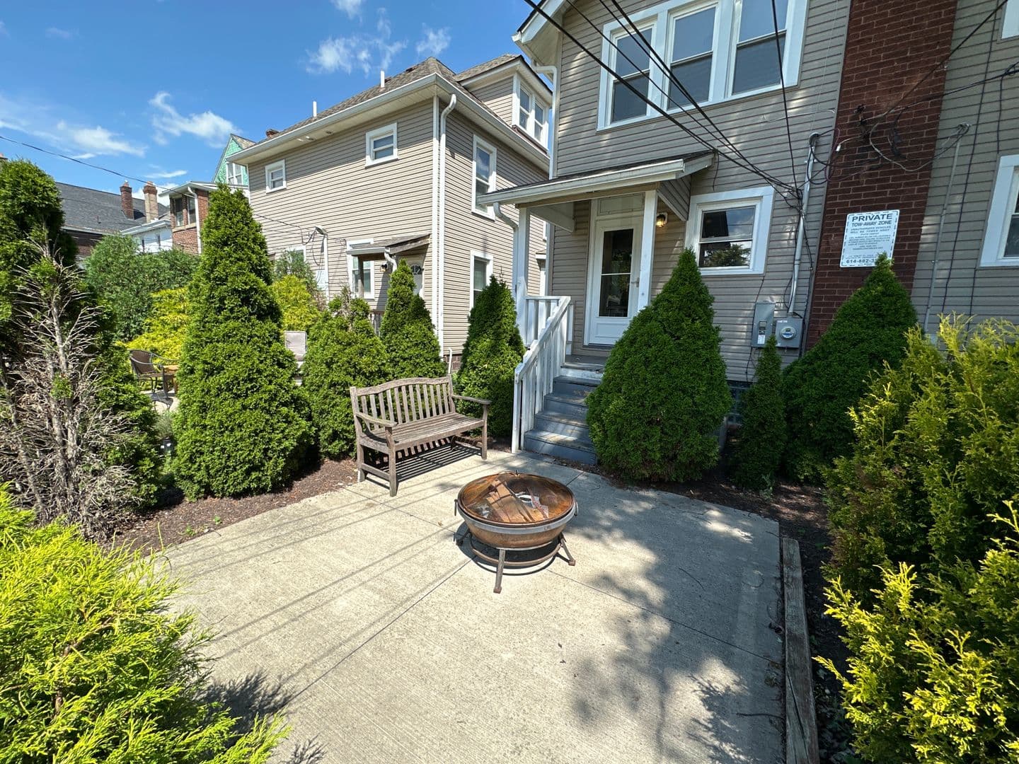 Columbus Apartment: 2189 Summit St