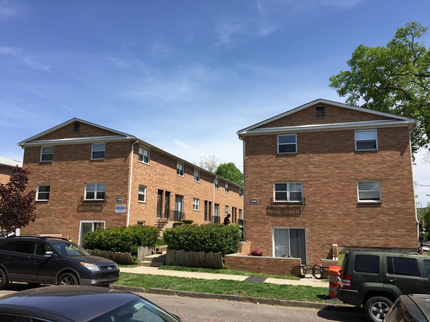 Columbus Apartment: 1444-1466 Worthington St