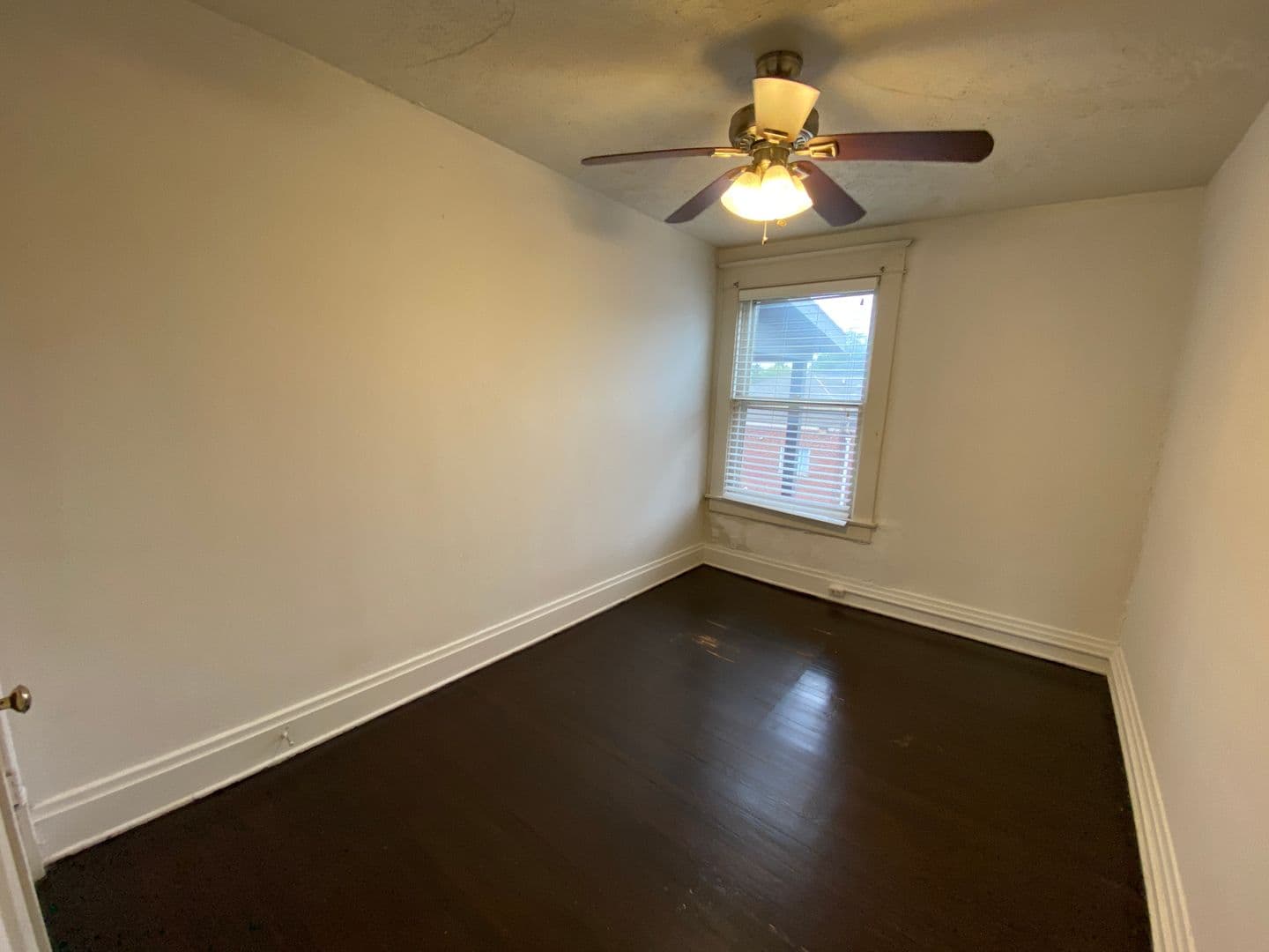 Columbus Apartment: 4-16 E Norwich Ave