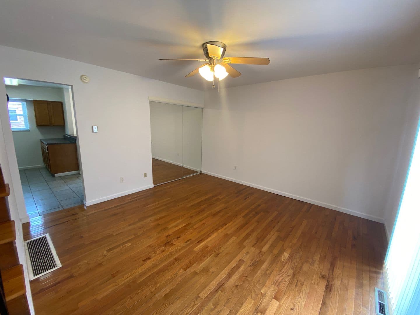 Columbus Apartment: 1444-1466 Worthington St