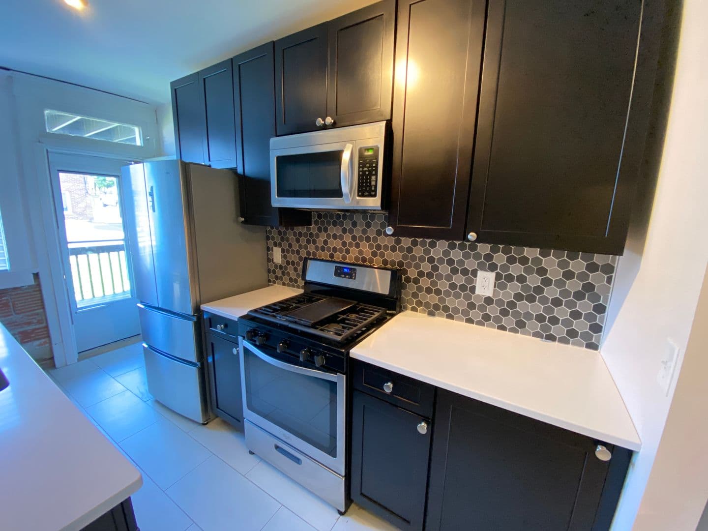 Columbus Apartment: 4-16 E Norwich Ave