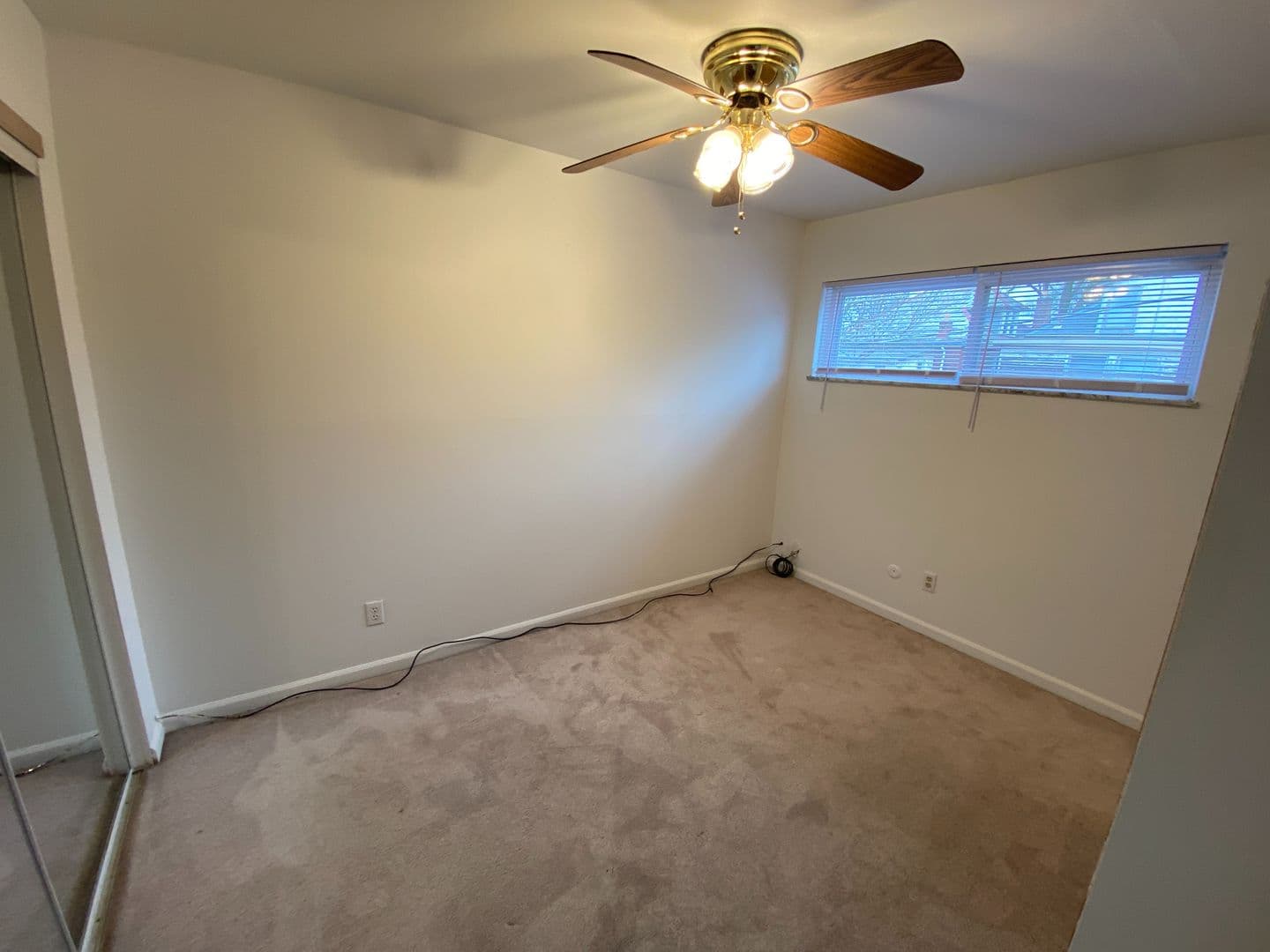 Columbus Apartment: 2232 N High St