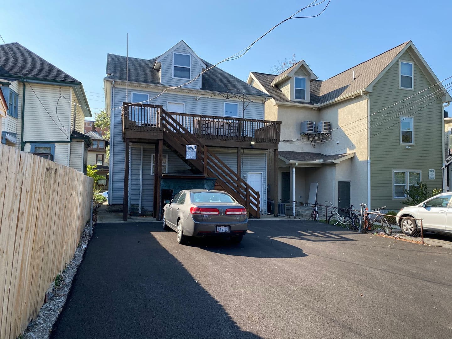 Columbus Apartment: 32 W Norwich Ave