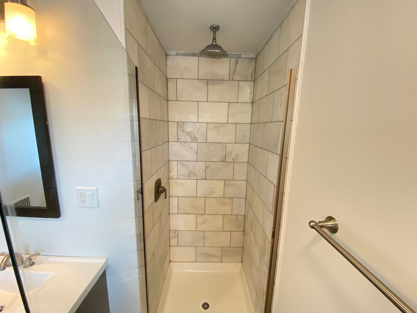 Columbus Apartment: 33 W Patterson Ave