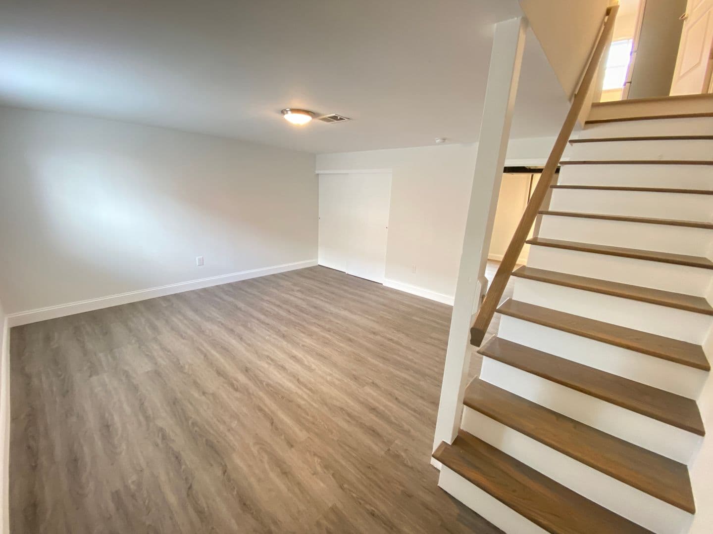 Columbus Apartment: 1451-1461 Worthington St