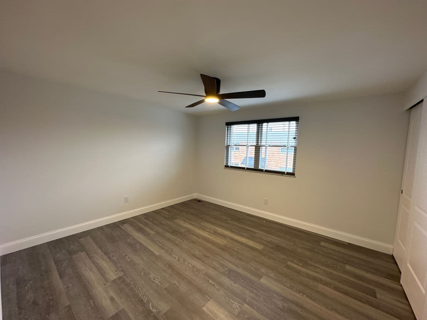 Columbus Apartment: 1451-1461 Worthington St
