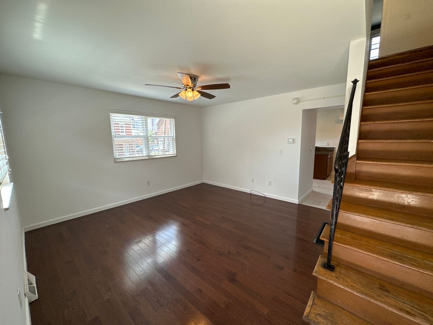 Columbus Apartment: 1444-1466 Worthington St