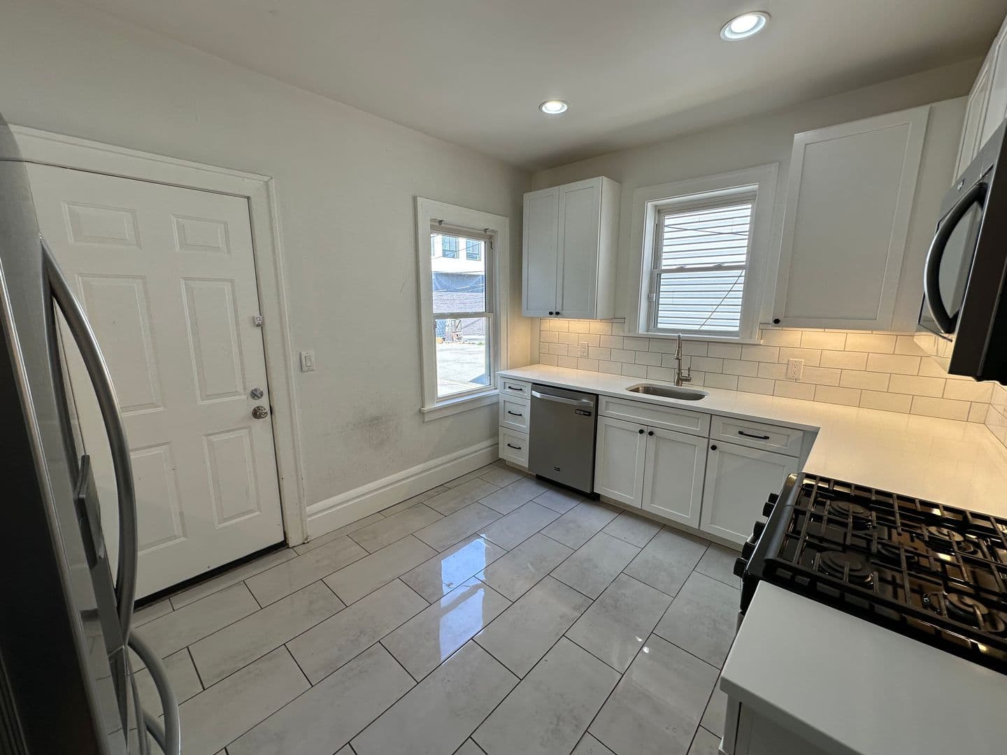 Columbus Apartment: 2211 Neil Ave