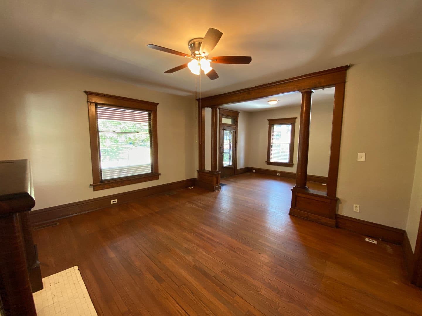 Columbus Apartment: 33 W Patterson Ave