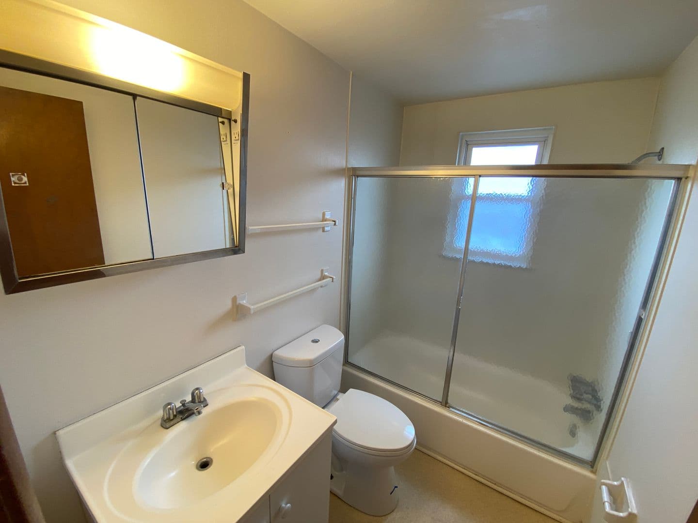Columbus Apartment: 1444-1466 Worthington St