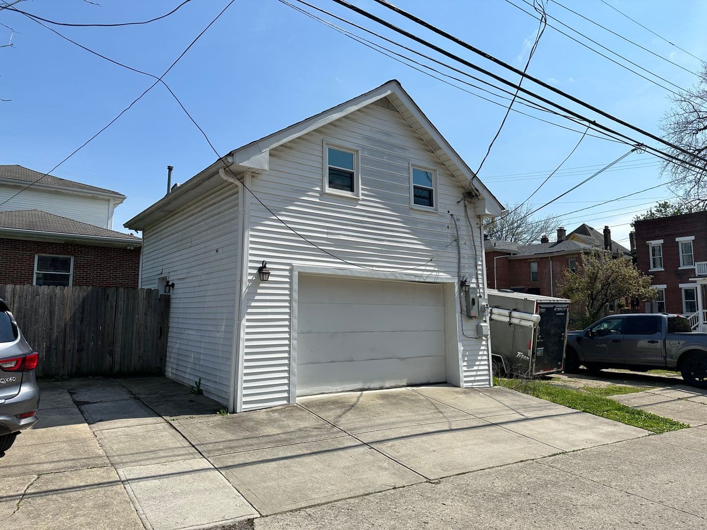 Columbus Apartment: 1177 Highland St