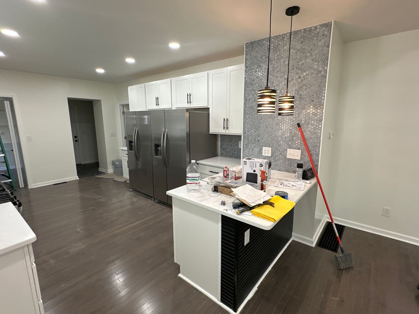 Columbus Apartment: 68 W 9th Ave