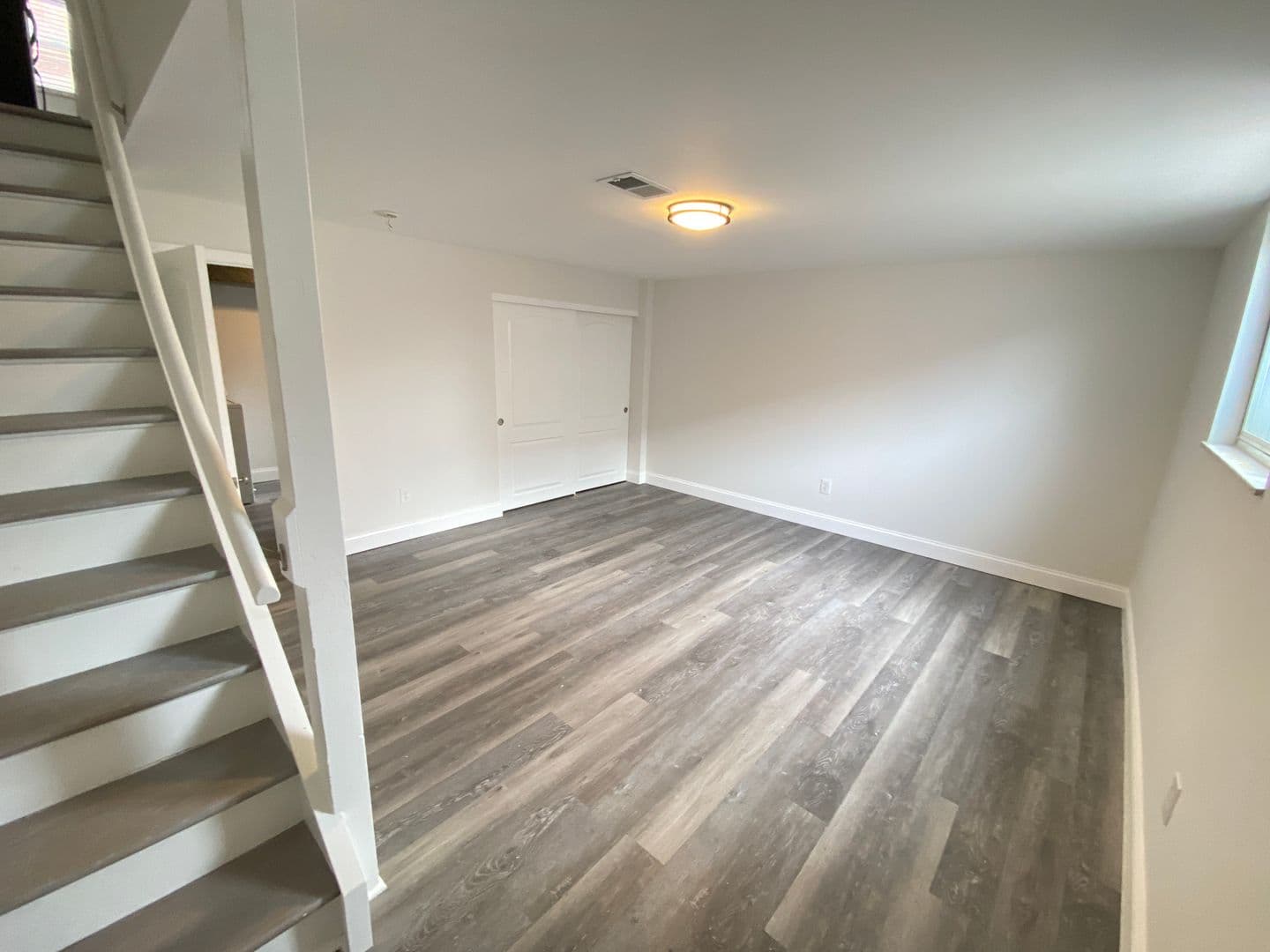 Columbus Apartment: 1451-1461 Worthington St