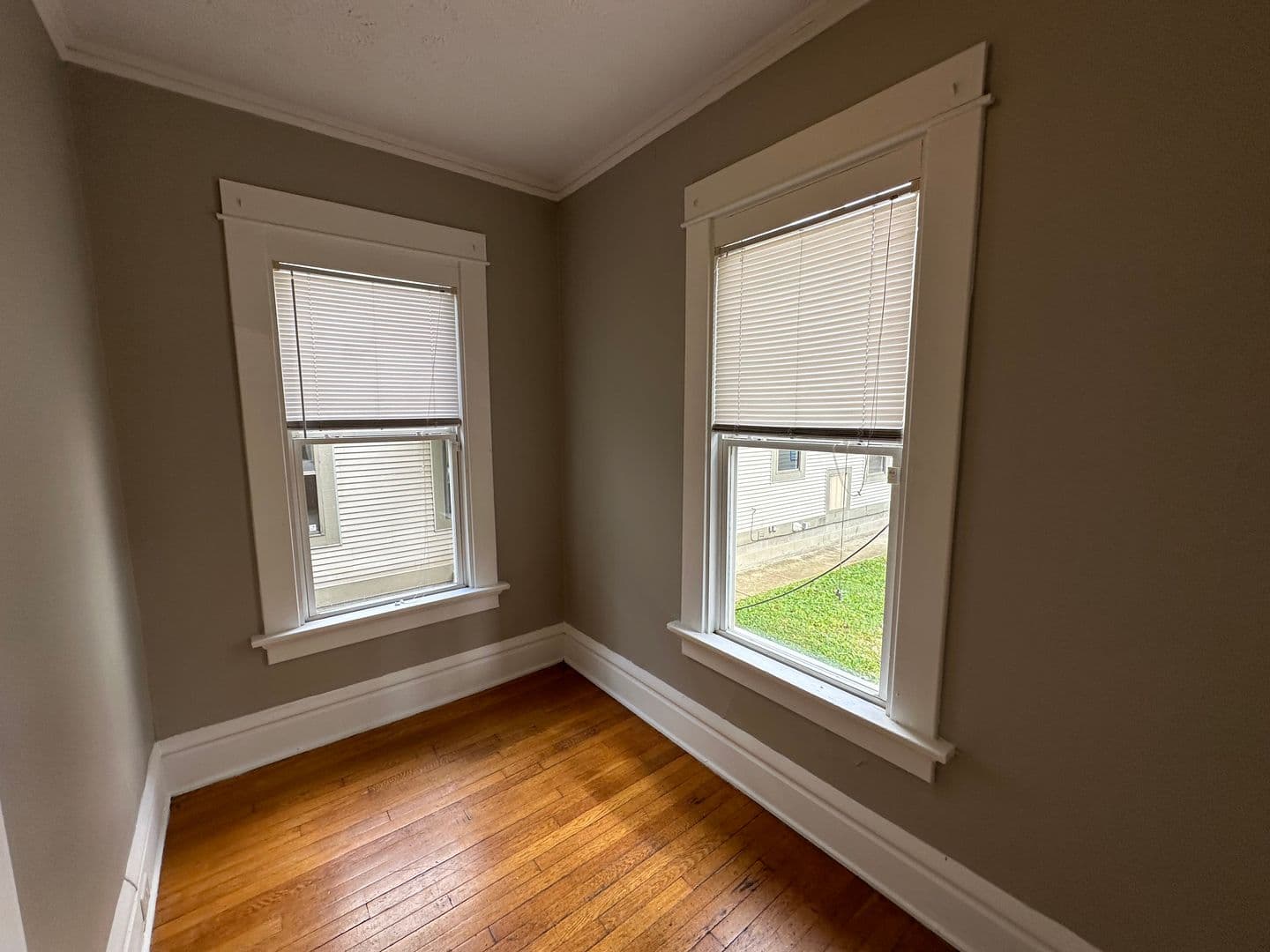 Columbus House: 184 E 12th Ave