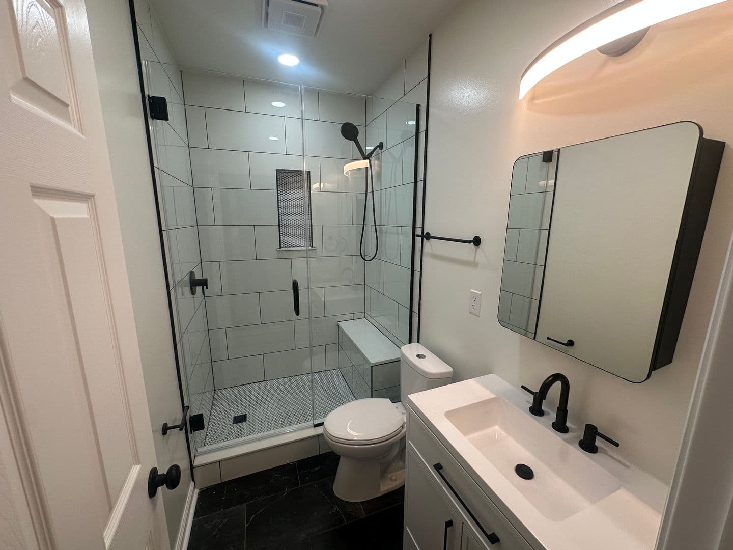 Columbus Apartment: 68 W 9th Ave