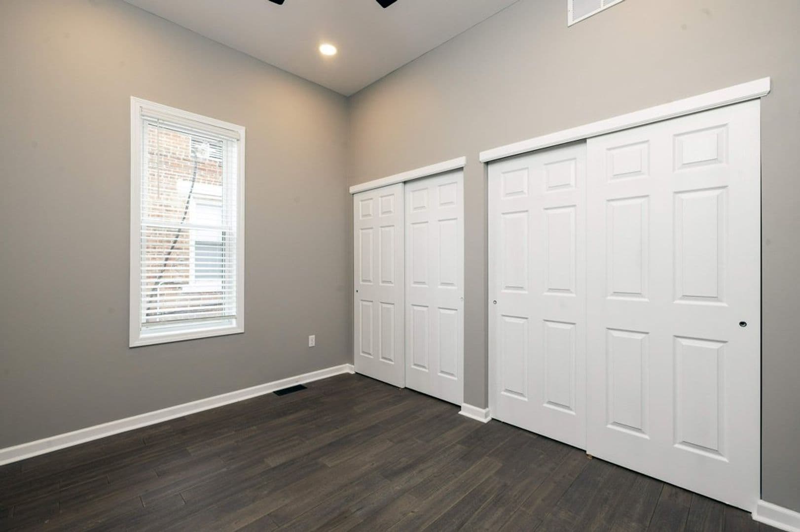 Columbus Apartment: 60 Clark Pl