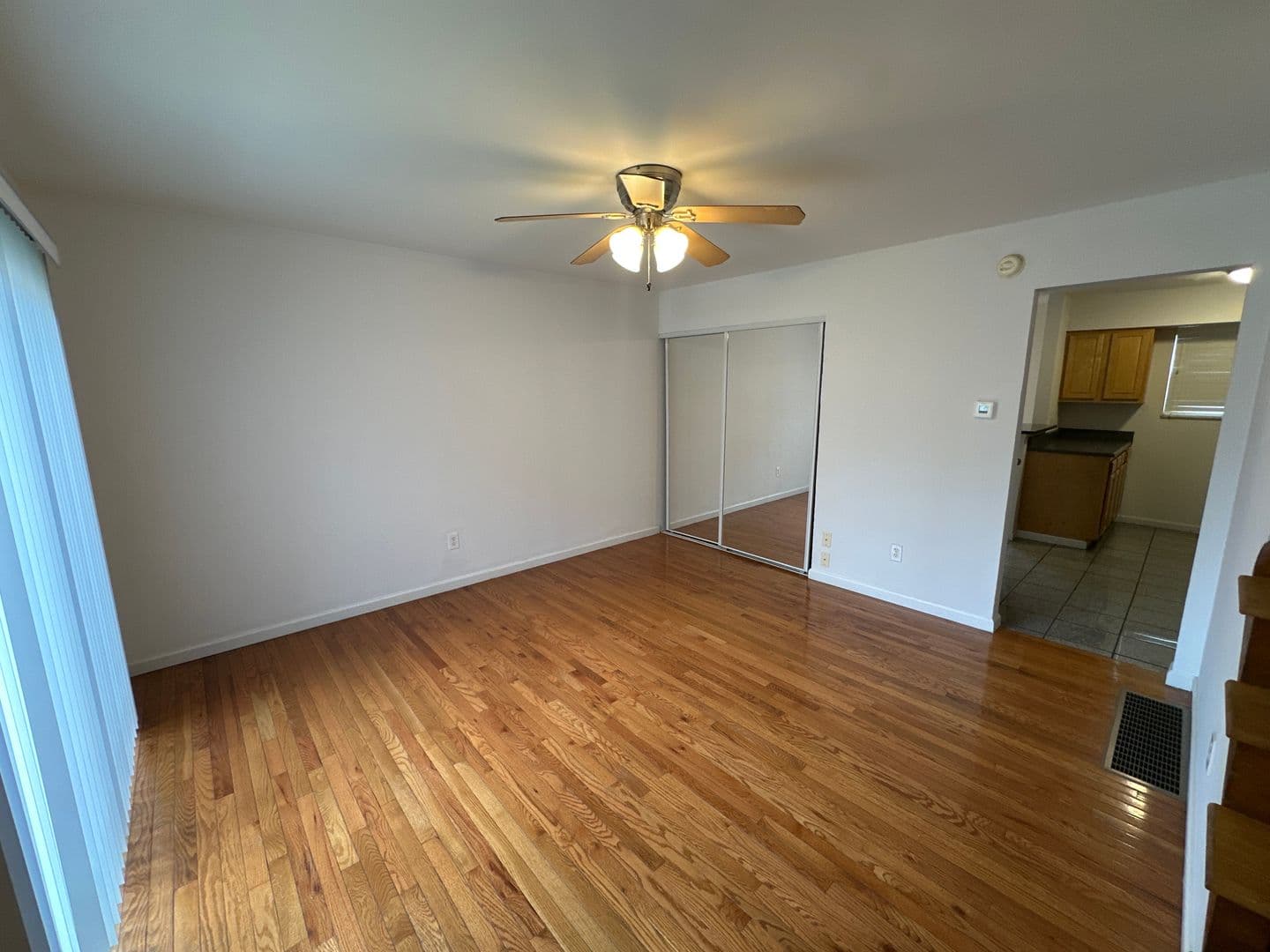 Columbus Apartment: 1444-1466 Worthington St