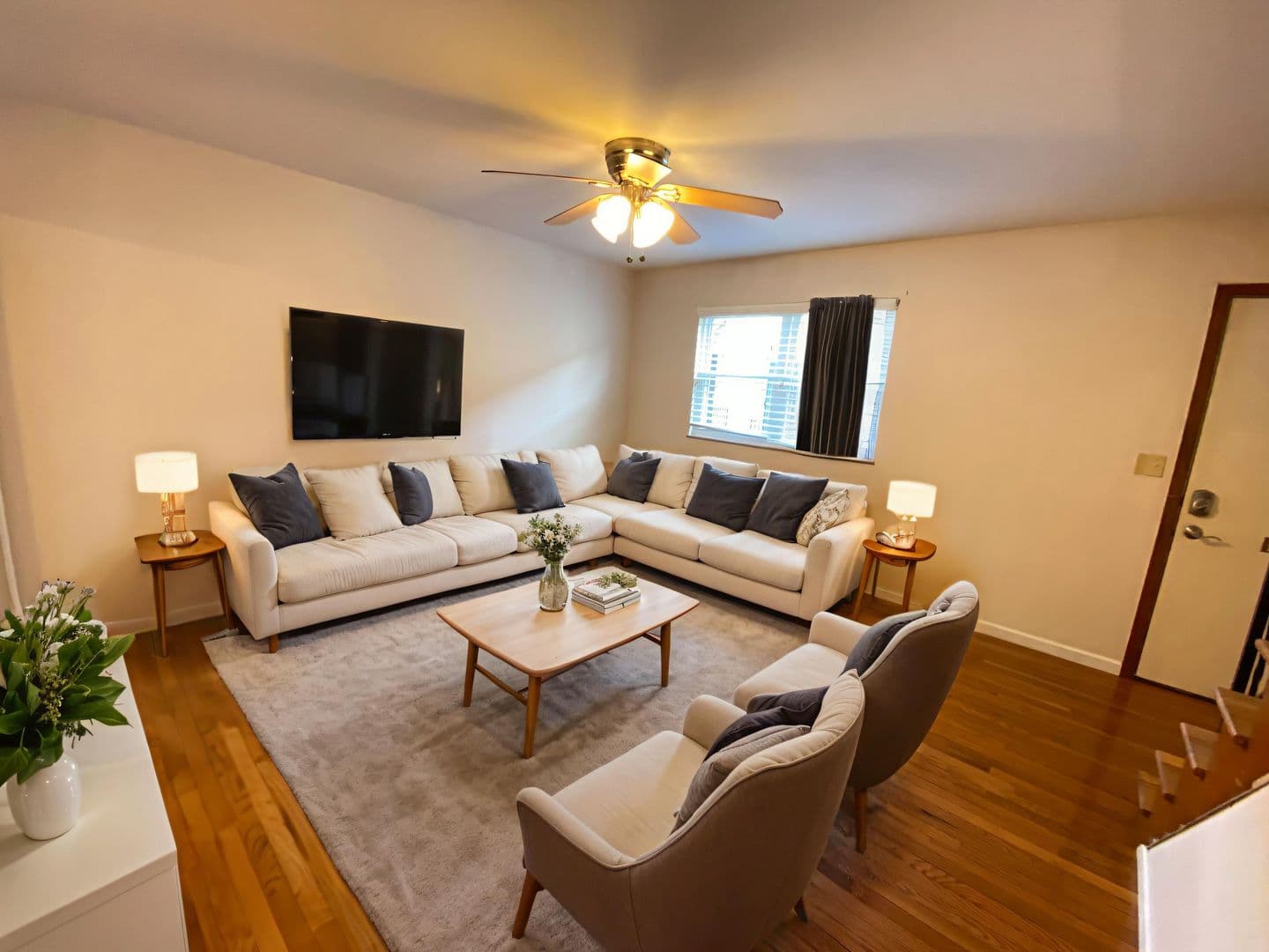 Columbus Apartment: 1444-1466 Worthington St
