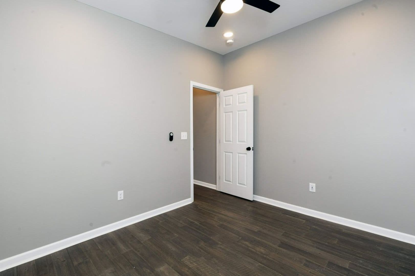 Columbus Apartment: 60 Clark Pl