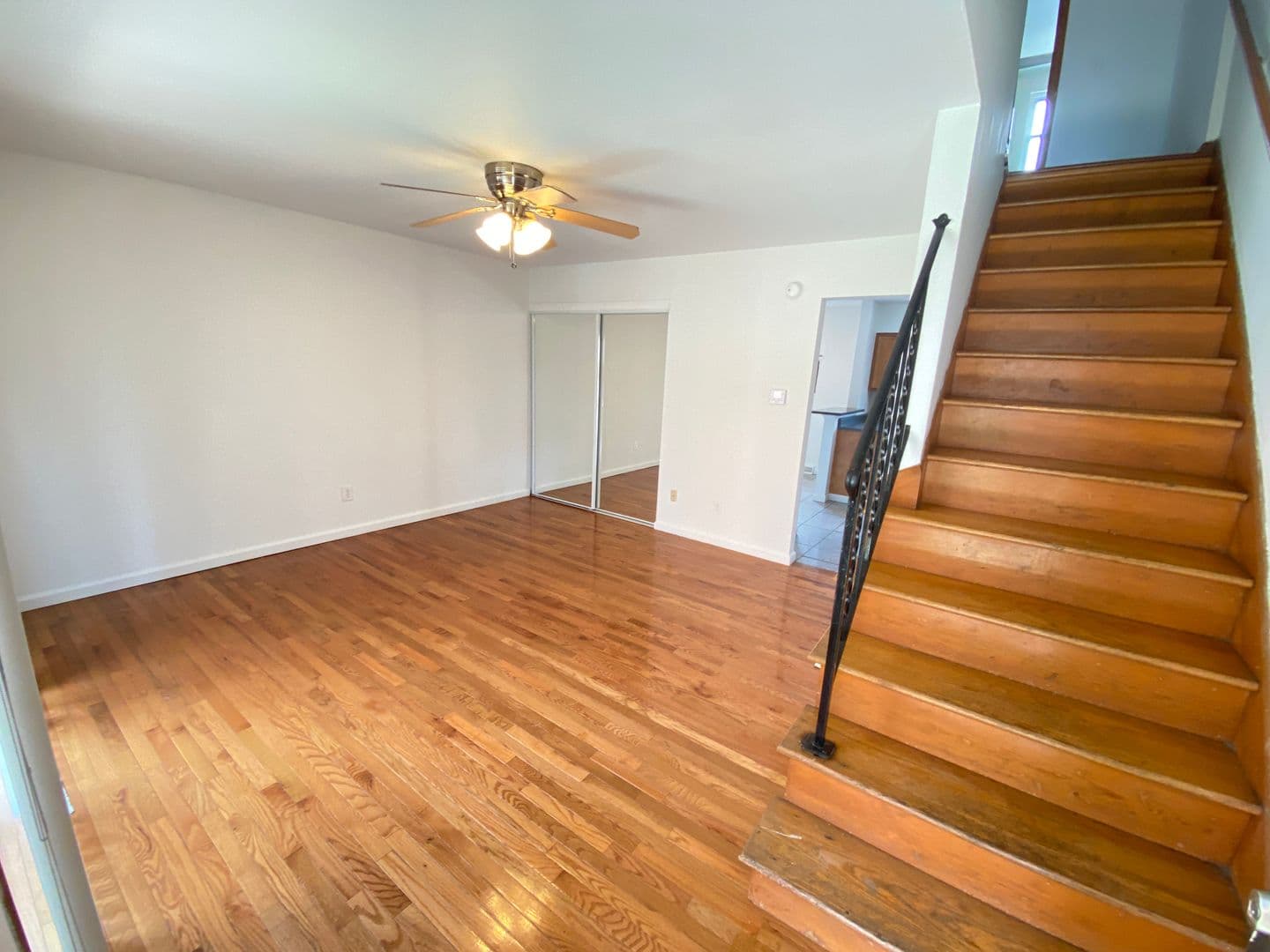 Columbus Apartment: 1444-1466 Worthington St