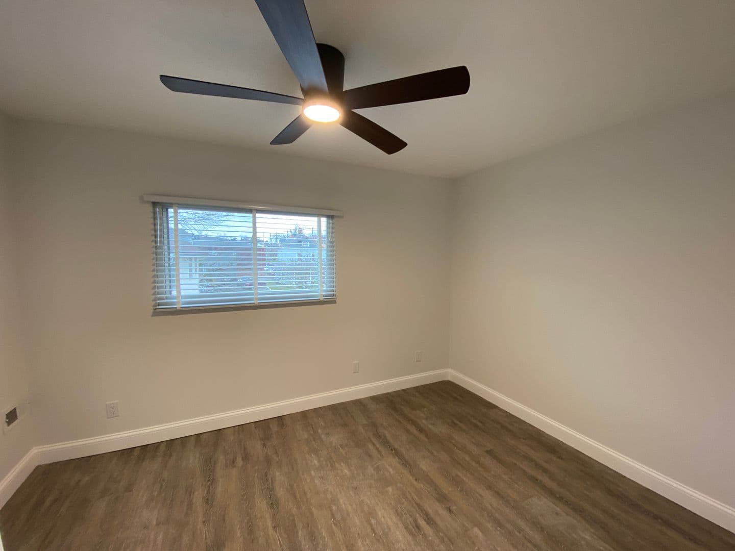 Columbus Apartment: 1726 Summit St