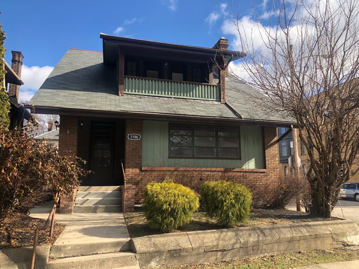 Columbus Apartment: 1186 Neil Ave