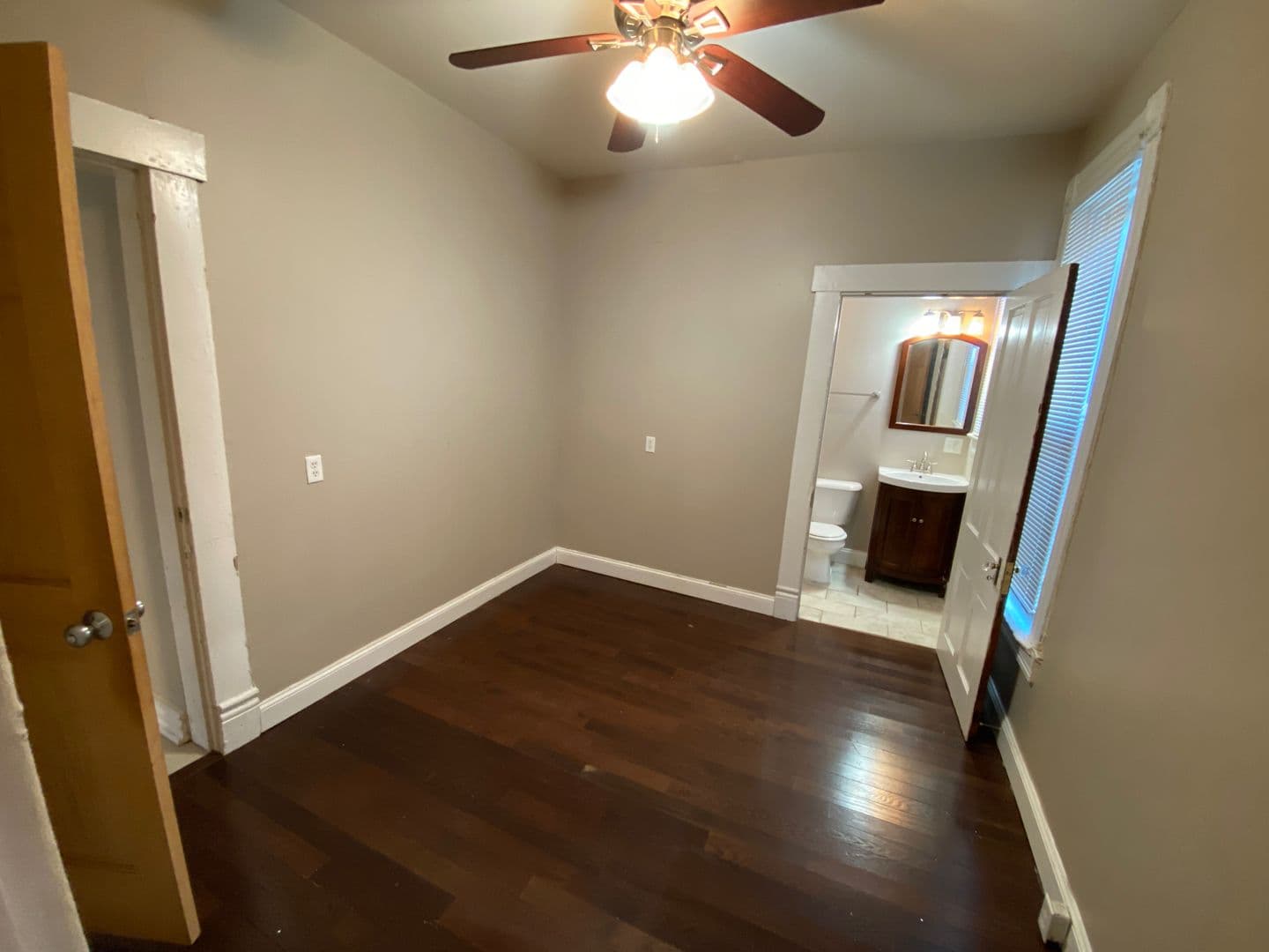 Columbus Apartment: 68 W 9th Ave