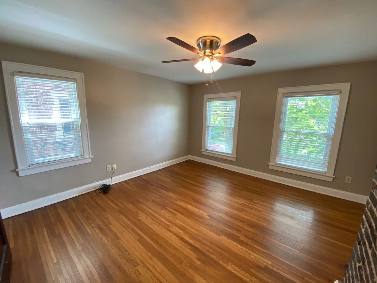 Columbus Apartment: 52 E Norwich Ave