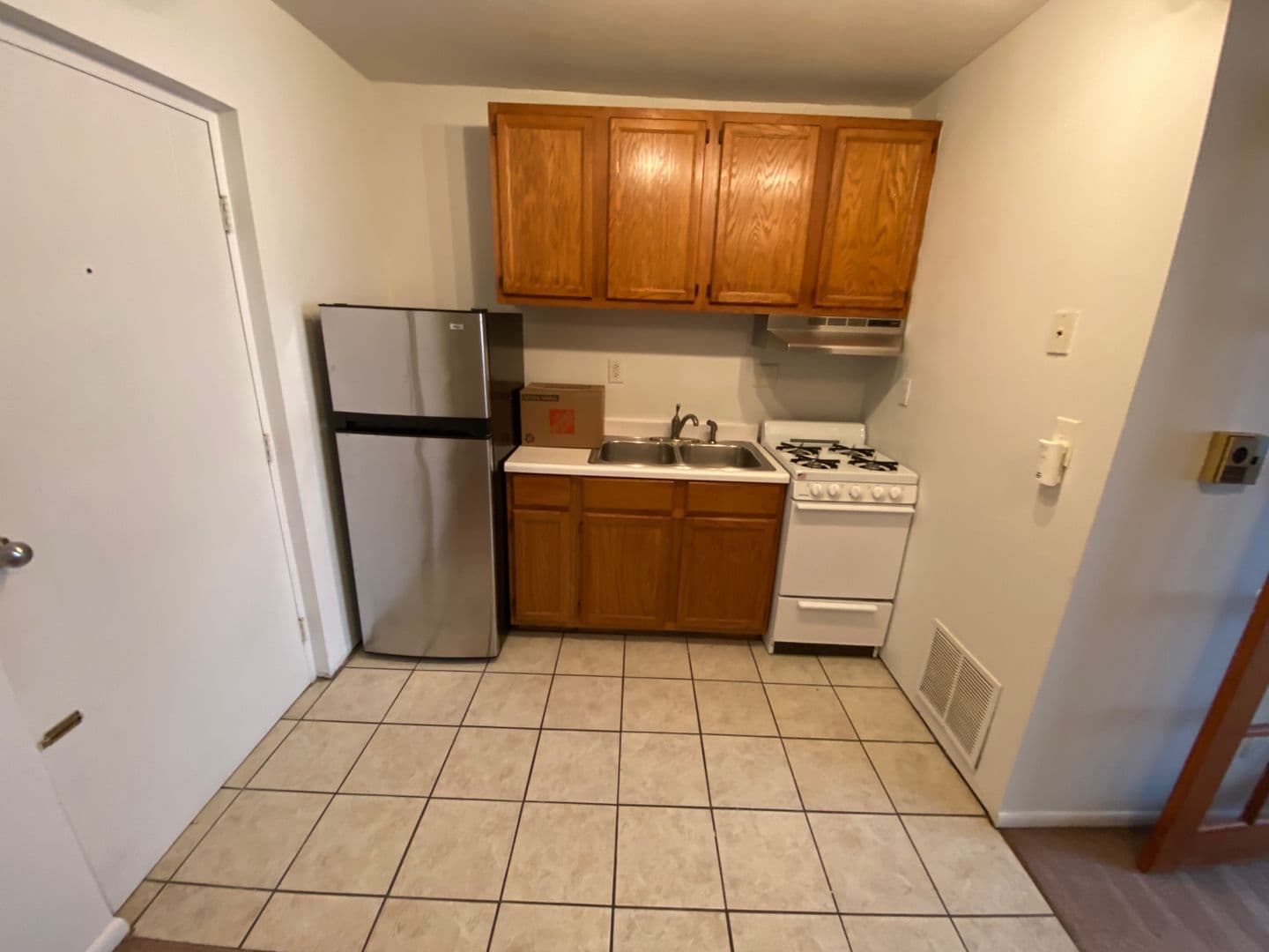 Columbus Apartment: 42-50 W Oakland Ave